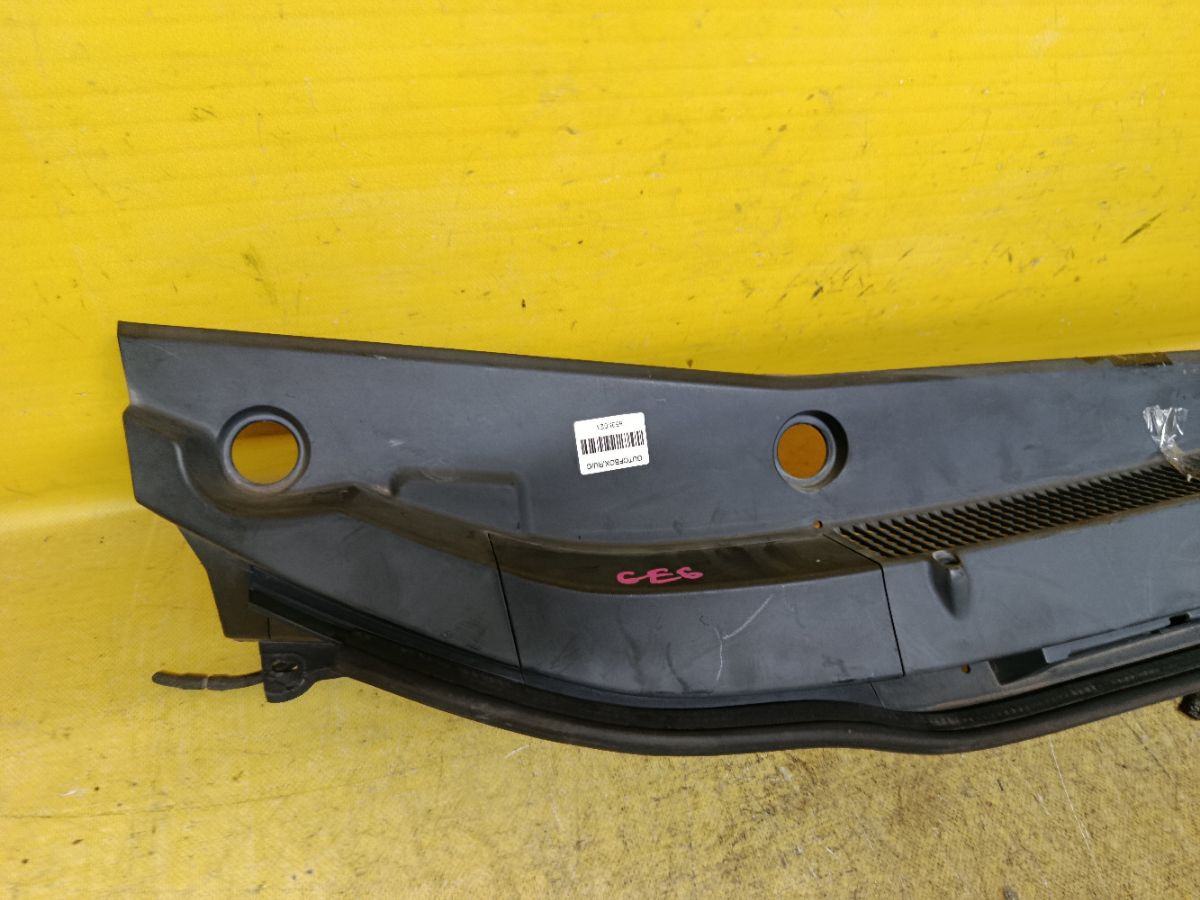 Решетка под лобовое стекло 74200-TF0-0000-50 на Honda Fit GE6 Фото 5