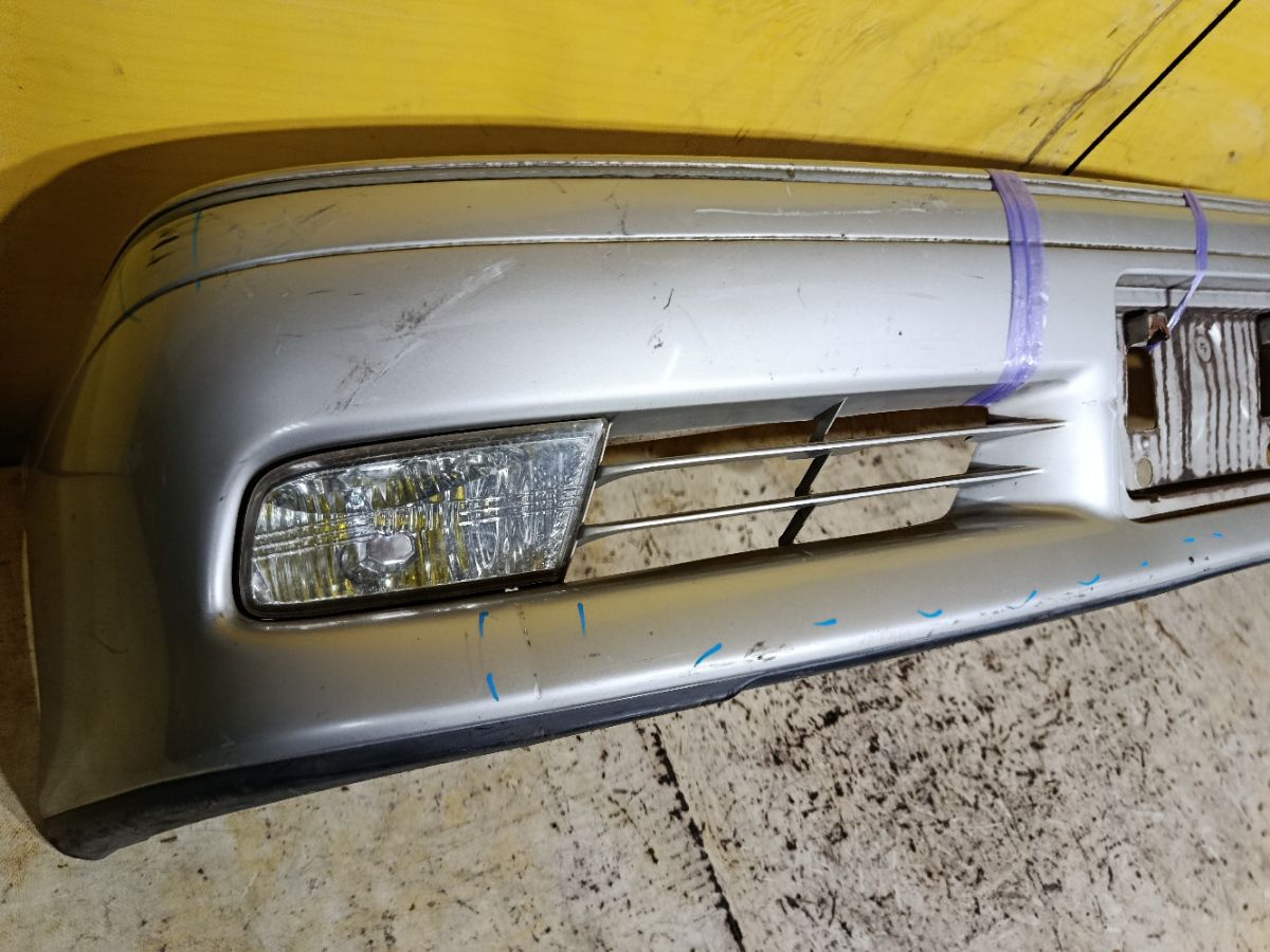 Бампер 52119-30460 на Toyota Crown JZS171 Фото 8