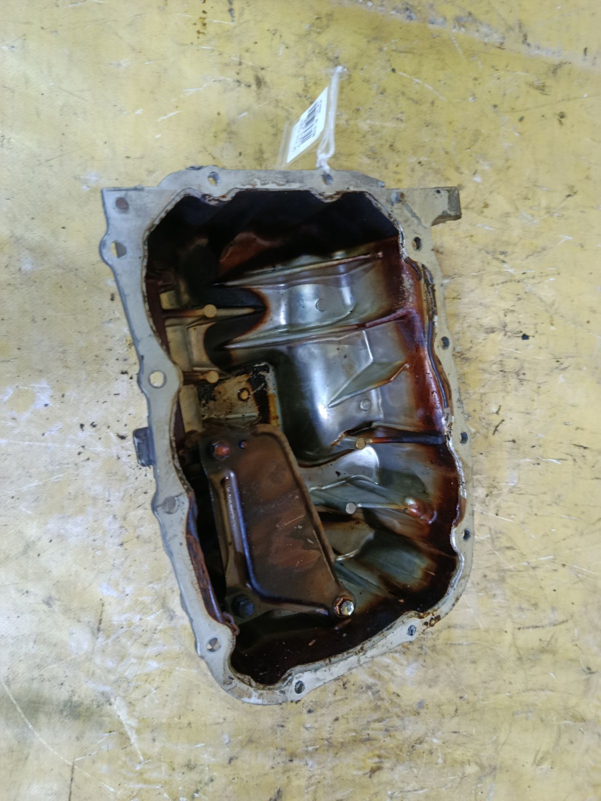 Поддон на Daihatsu Move LA100S KF-VE Фото 1