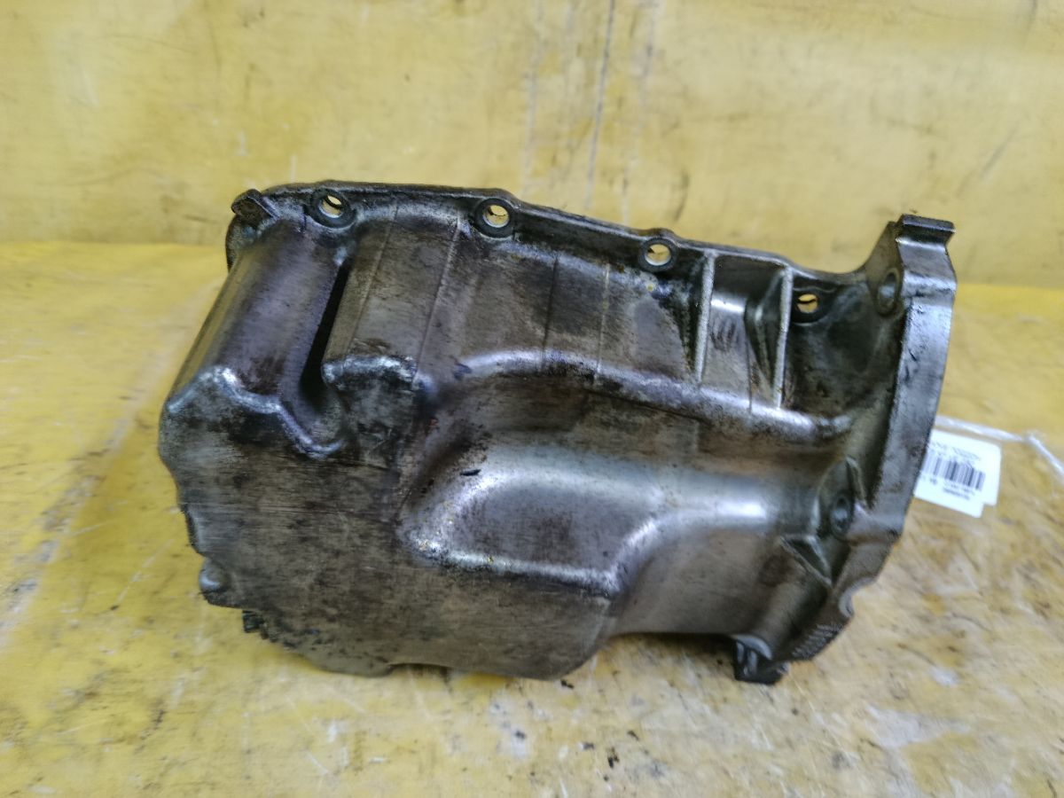 Поддон на Daihatsu Move LA100S KF-VE Фото 3