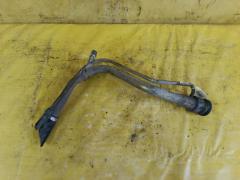 Заливная горловина топливного бака на Toyota Vitz SCP10 1SZ-FE 77201-52050
