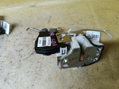 Замок двери на Honda Fit GD1 Фото 2