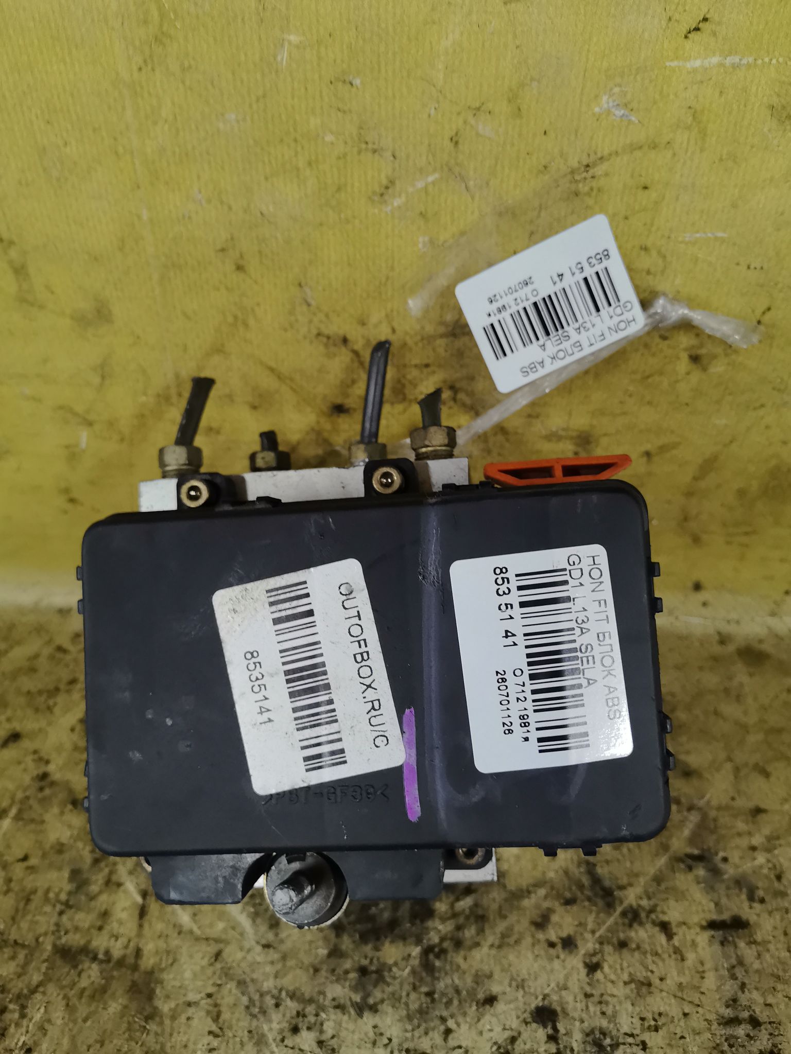 Блок ABS на Honda Fit GD1 L13A Фото 1