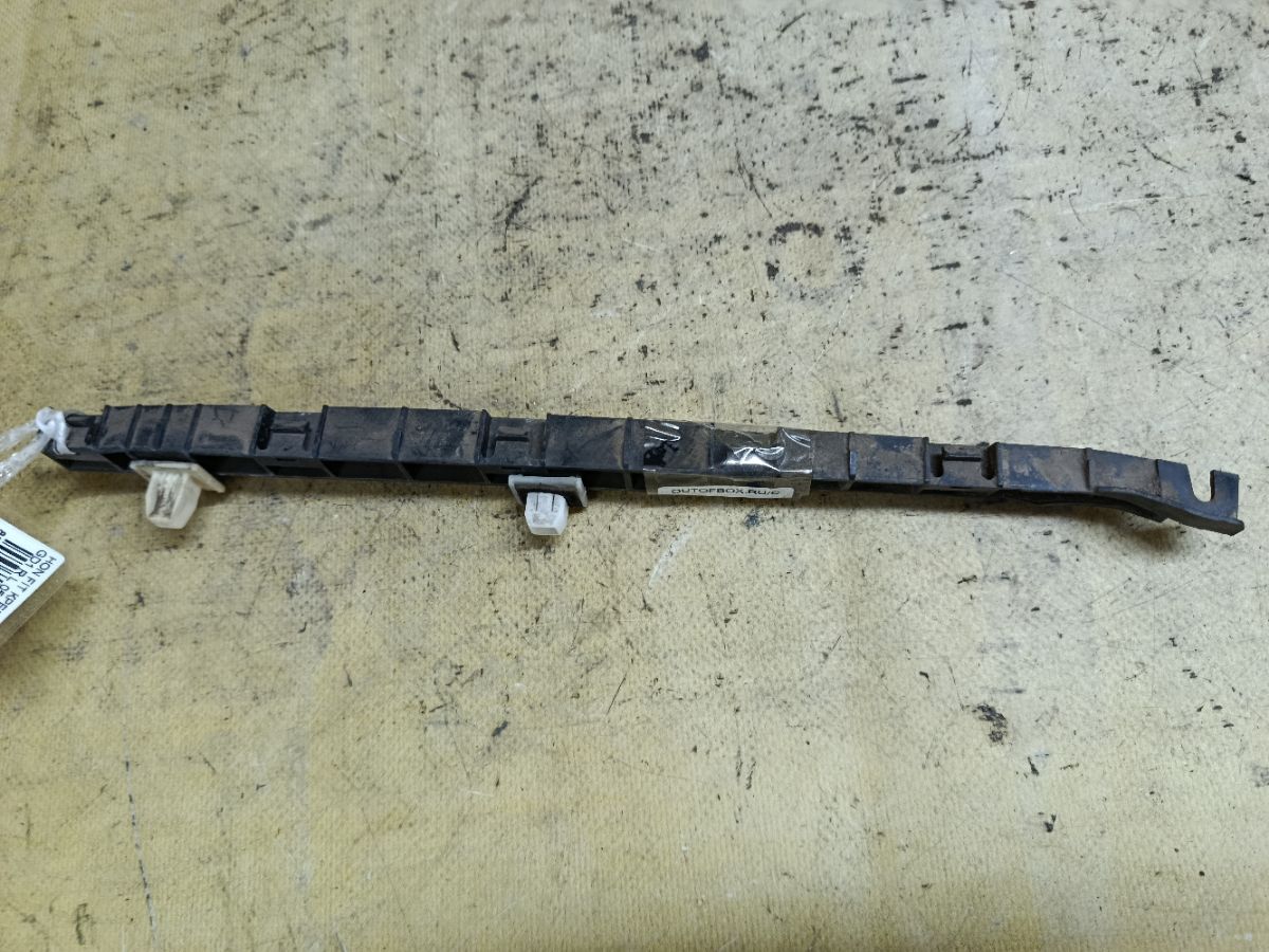Крепление бампера 71598-SAA-003, 71598-SAA-013 на Honda Fit GD1 Фото 1
