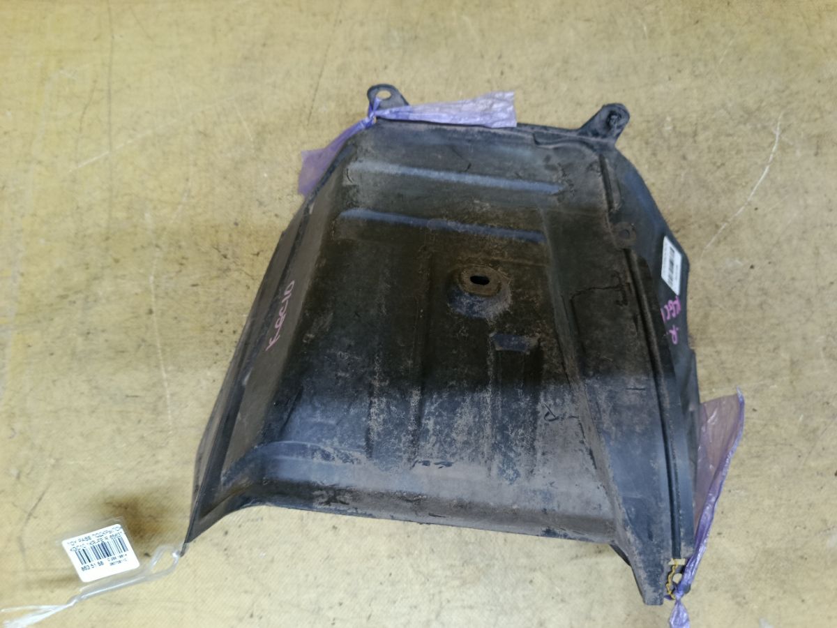 Подкрылок 65637-B1010, 65638-B1010 на Toyota Passo KGC10 1KR-FE Фото 2