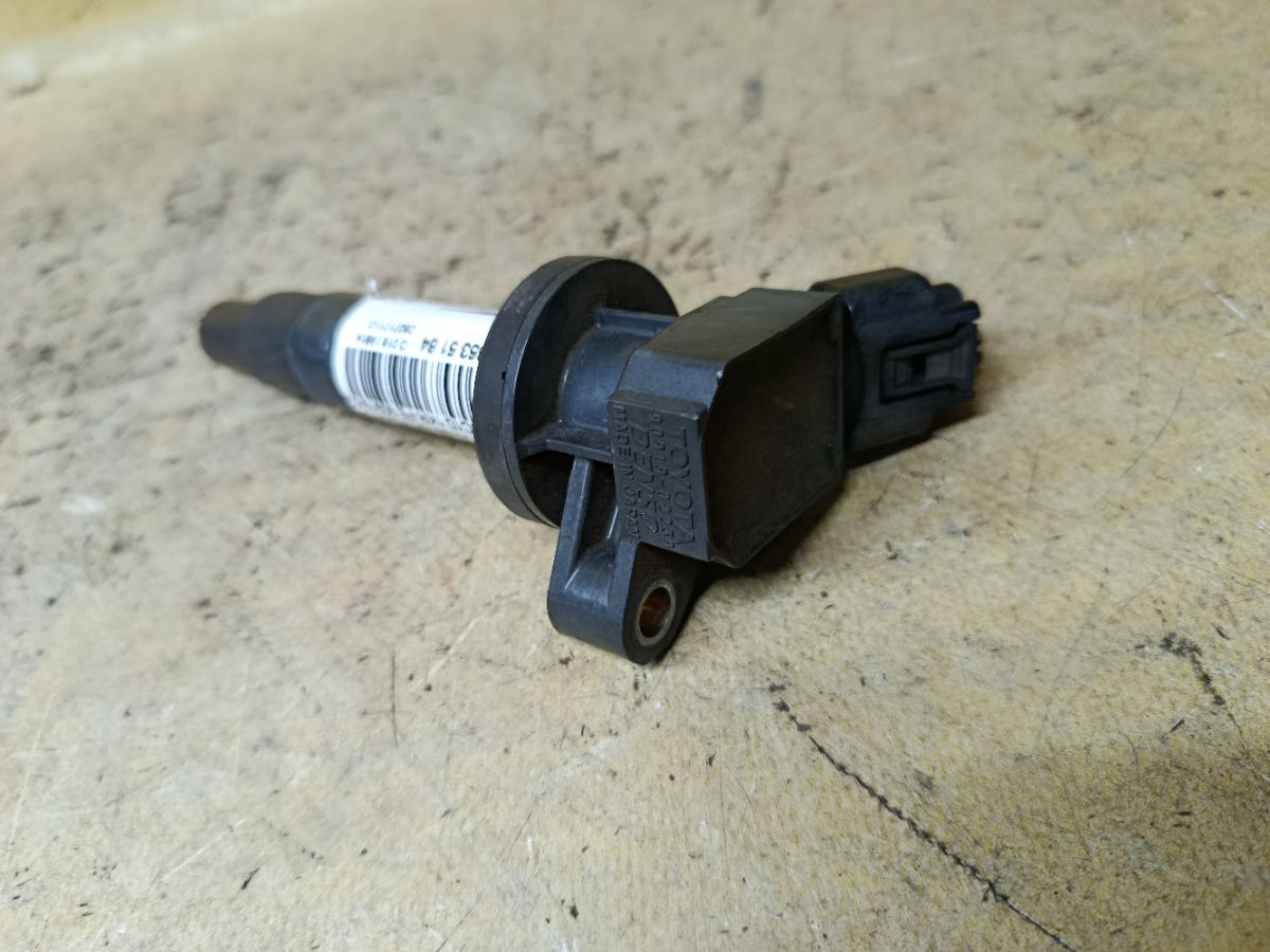 Катушка зажигания 90919-02239, 90919-02262, LC-016-2646 на Toyota Passo KGC10 1KR-FE Фото 1