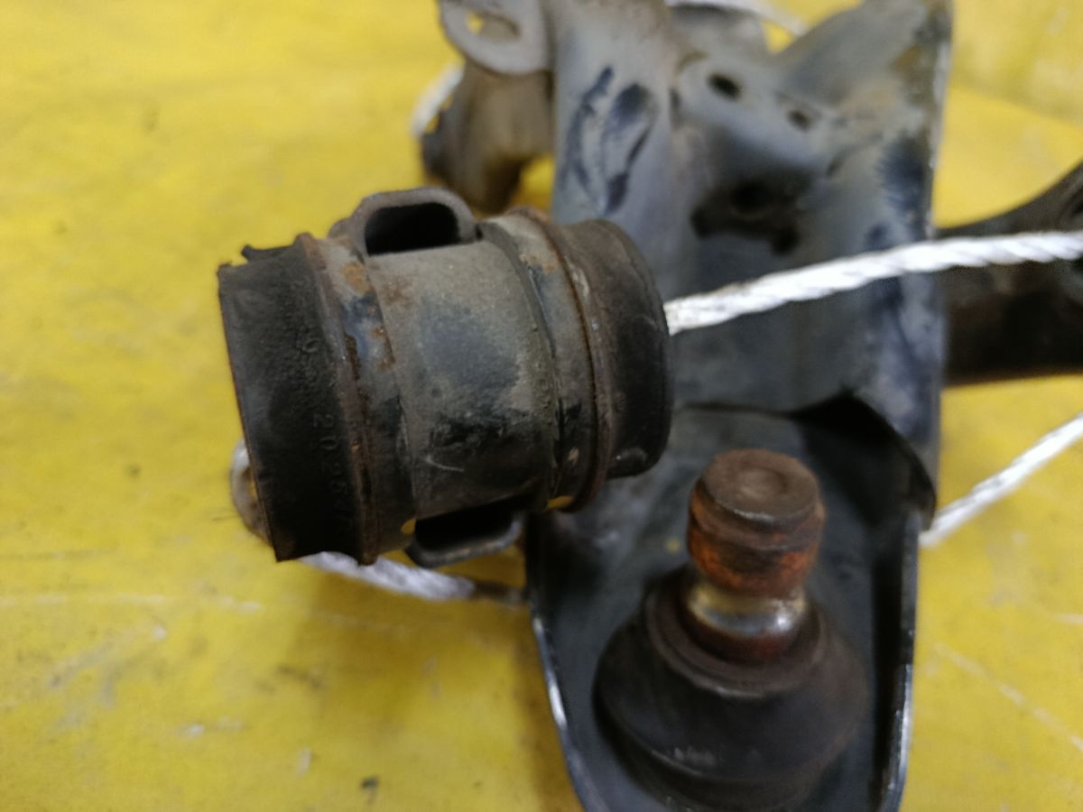 Рычаг на Subaru Impreza GJ7 FB20 Фото 5
