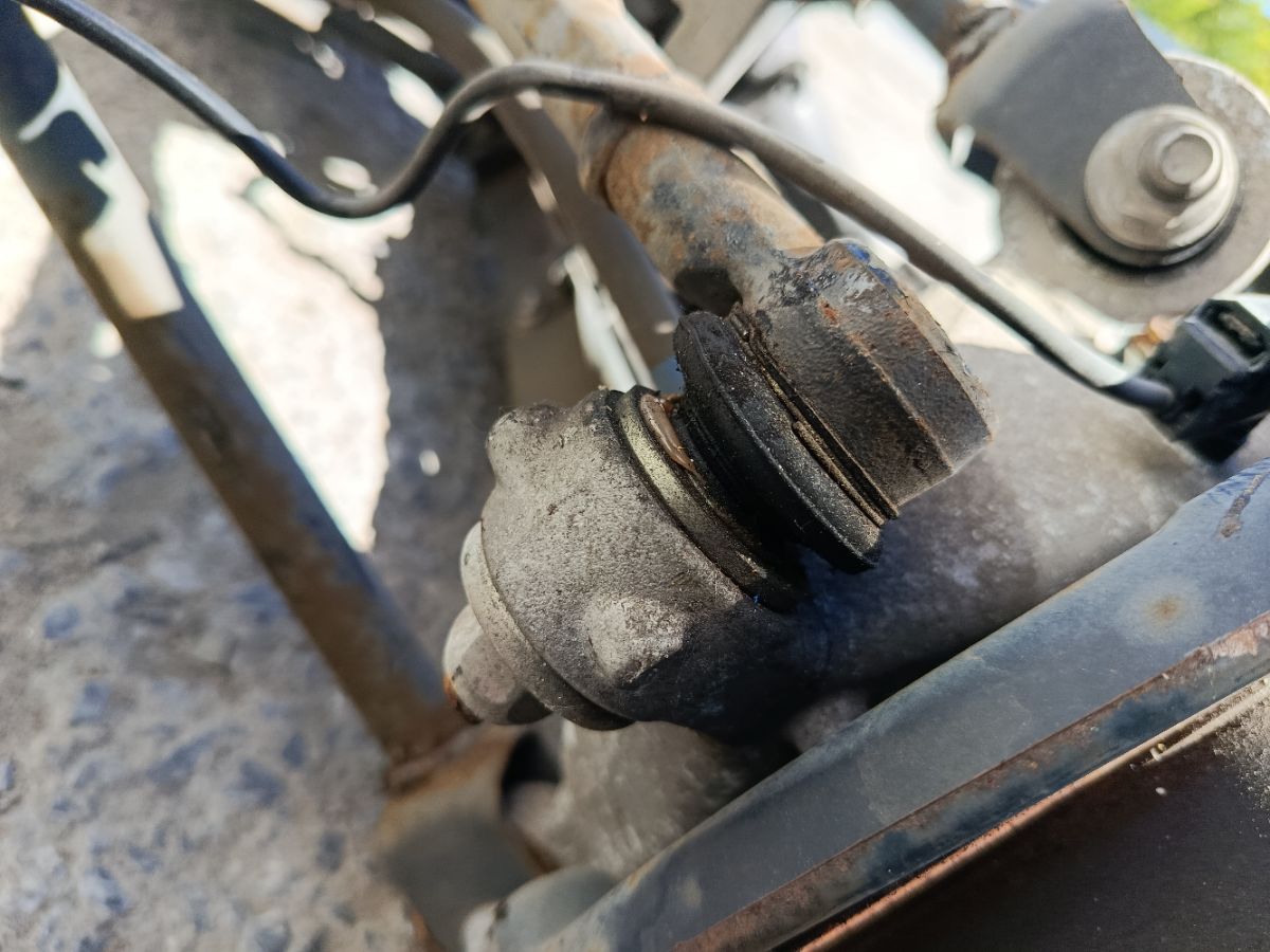 Балка подвески на Toyota Crown GRS200 4GR-FSE Фото 10