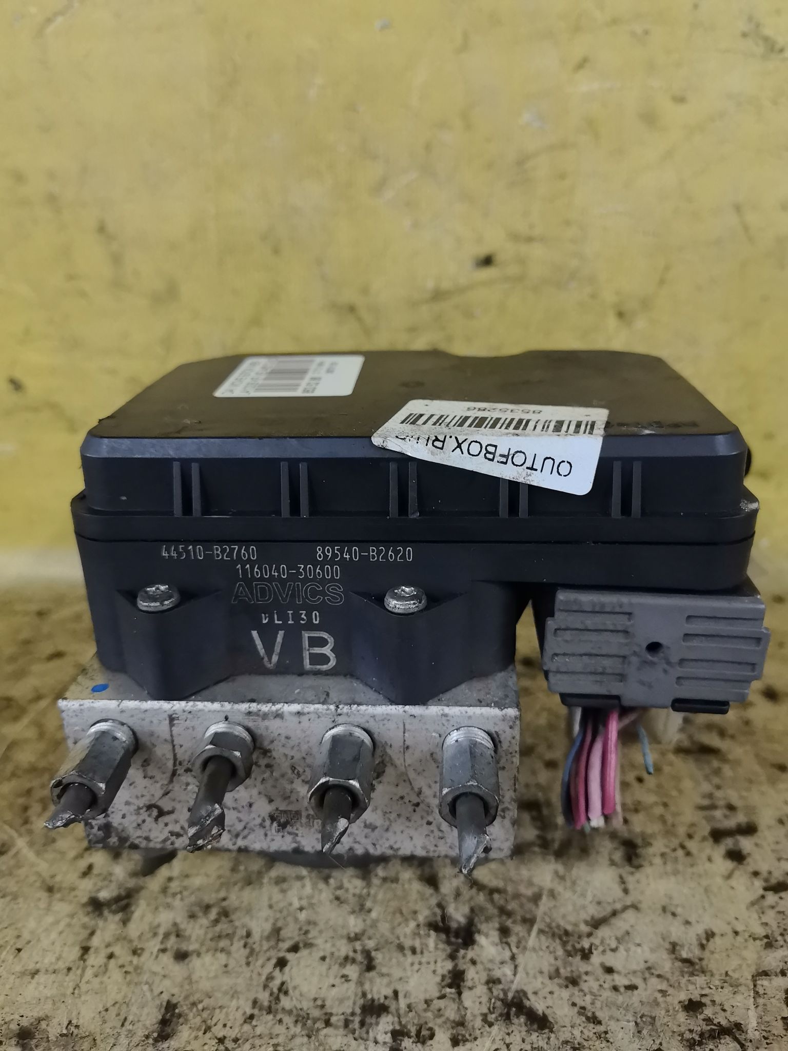 Блок ABS 44510-B2760, 89540-B2620, 116040-3600 на Daihatsu Move LA100S KF-VE Фото 4