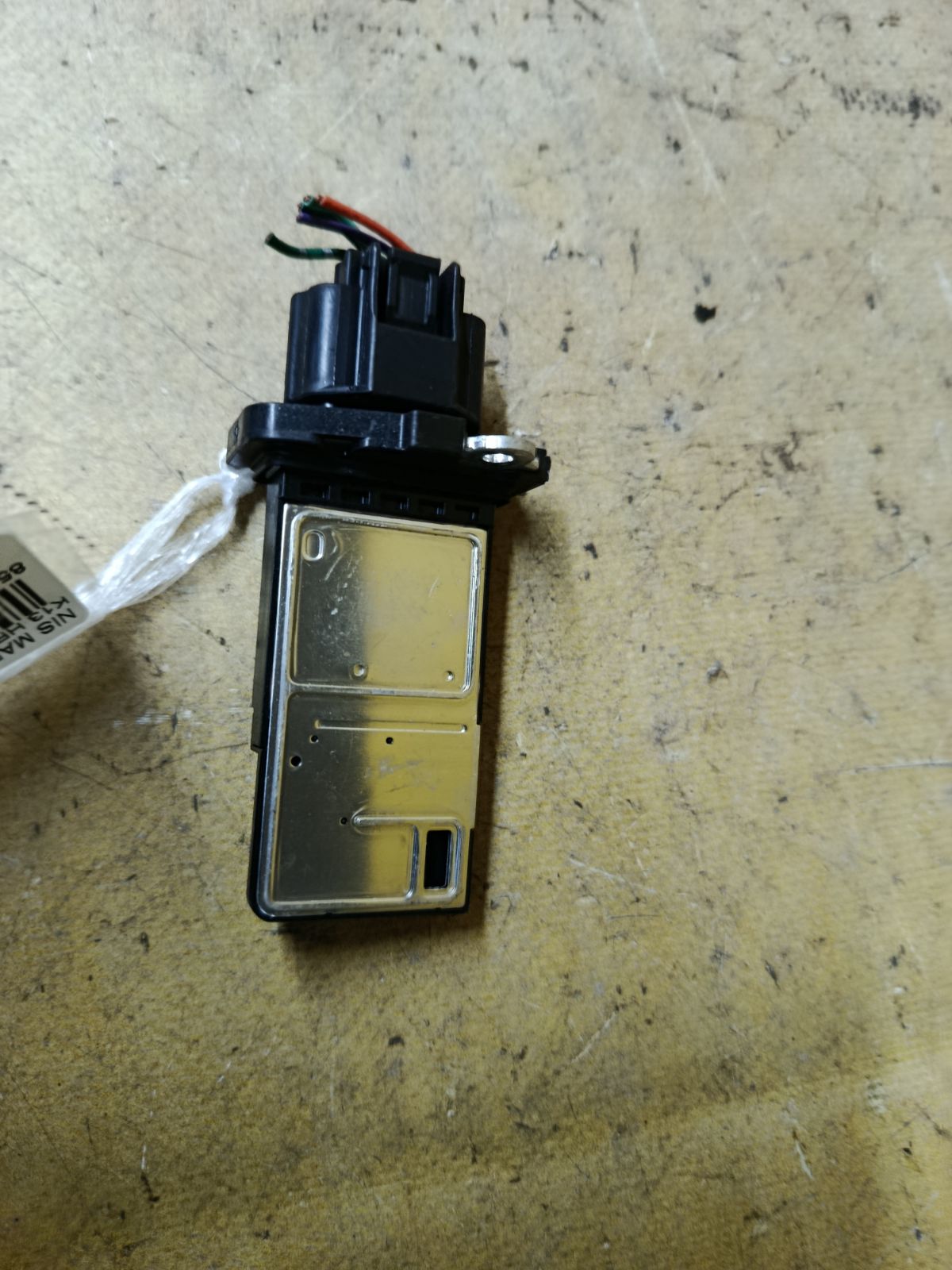 Датчик расхода воздуха 22680-7S000 на Nissan March K13 HR12DE Фото 2