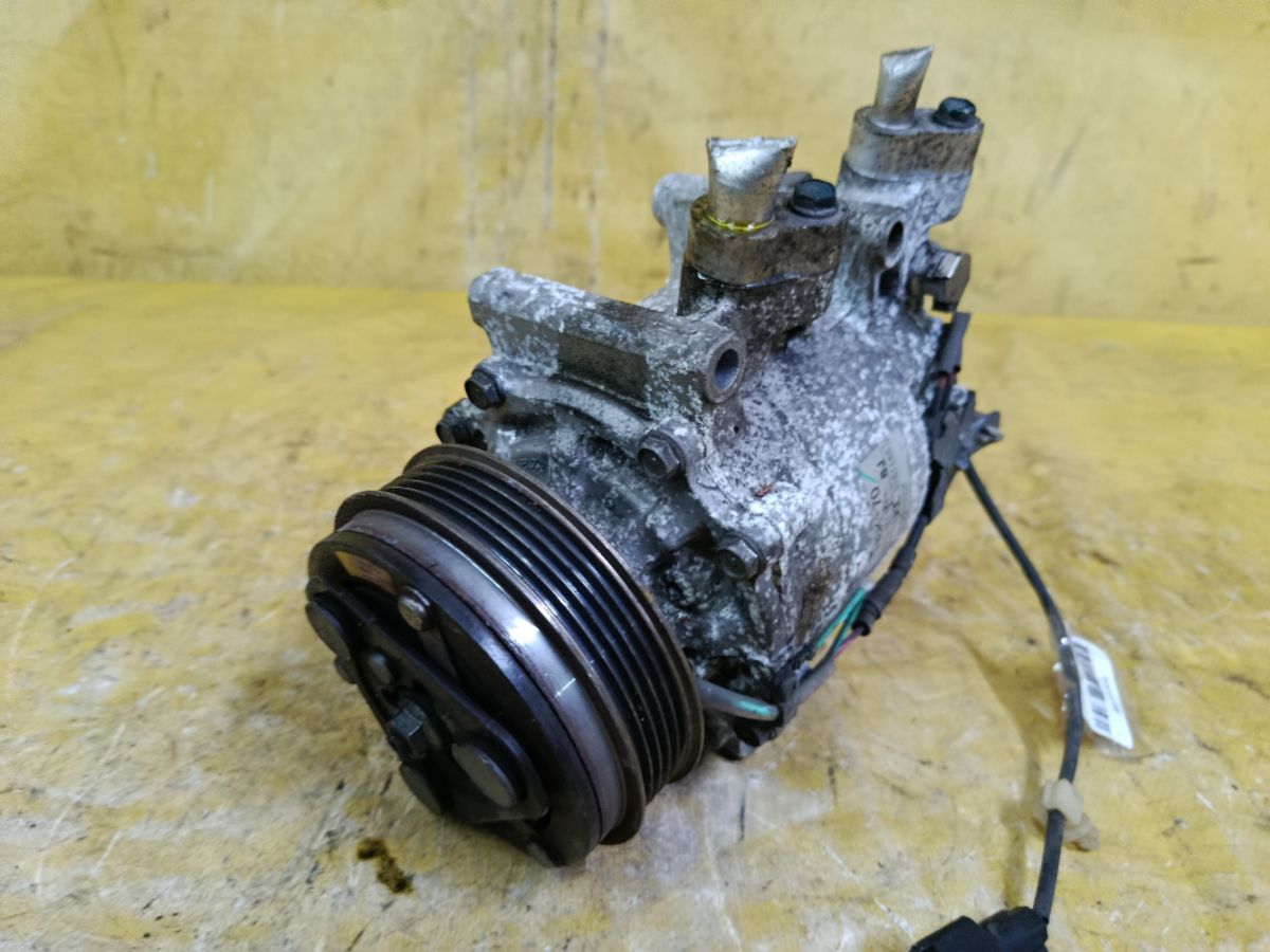 Компрессор кондиционера на Honda Fit GE6 L13A Фото 5