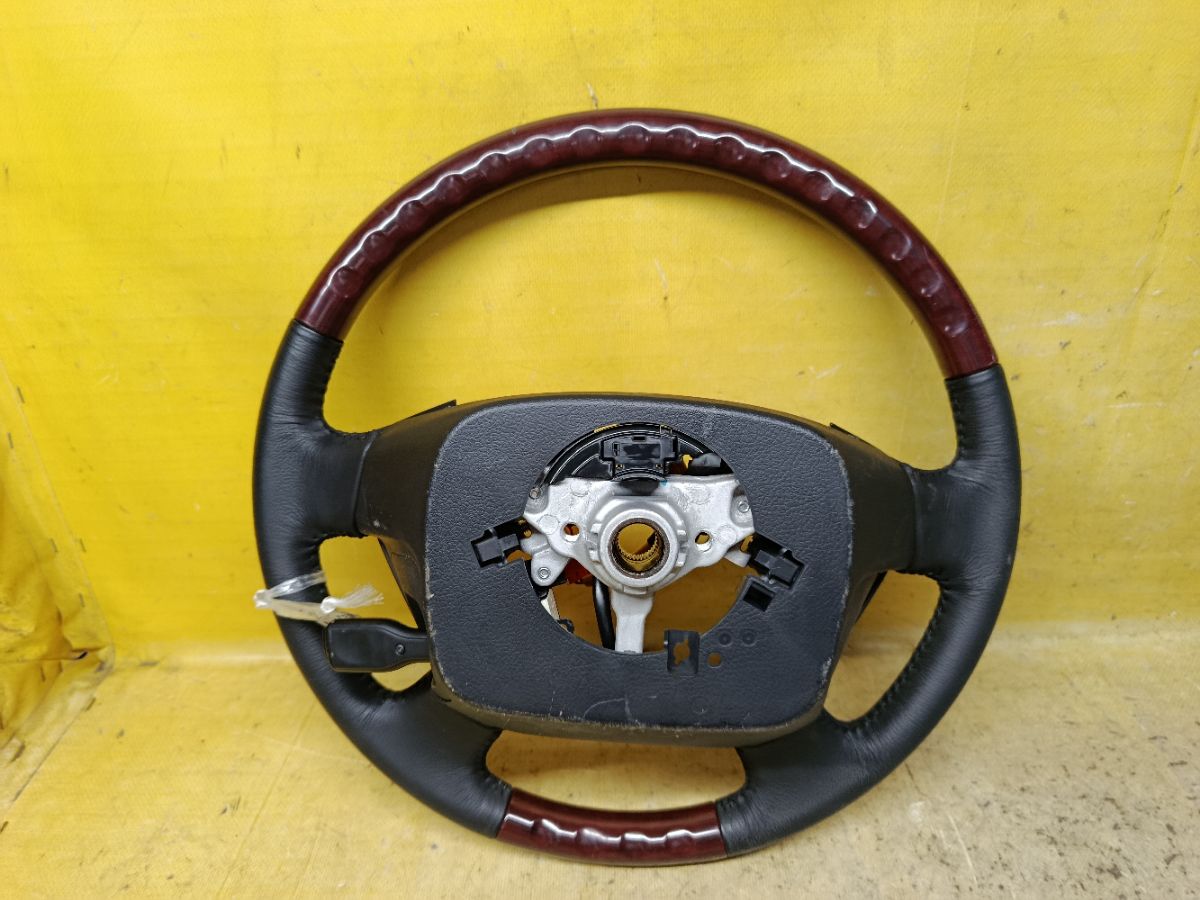 Руль на Toyota Crown GRS200 Фото 14