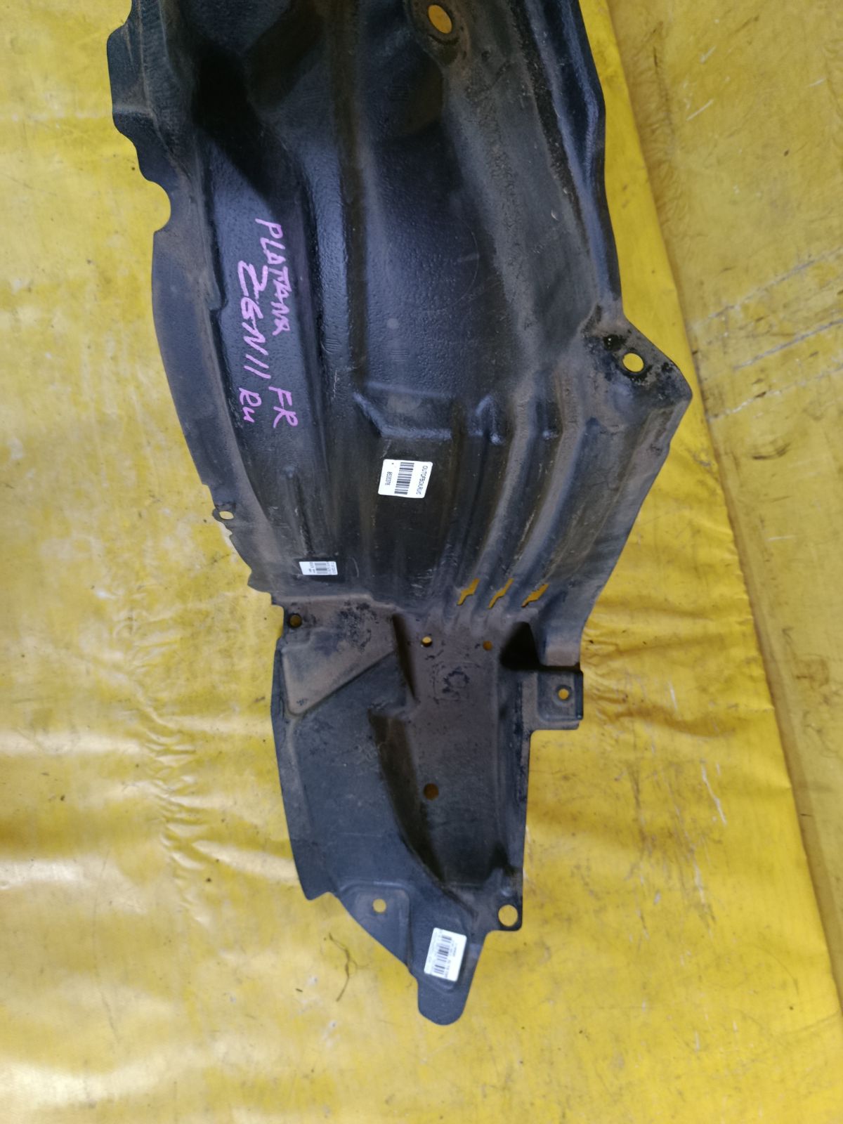Подкрылок 53875-44100 на Toyota Isis ANM10G 1AZ-FSE Фото 2