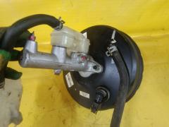 Главный тормозной цилиндр 47201-68010 на Toyota Isis ZGM11G 3ZR-FAE Фото 5