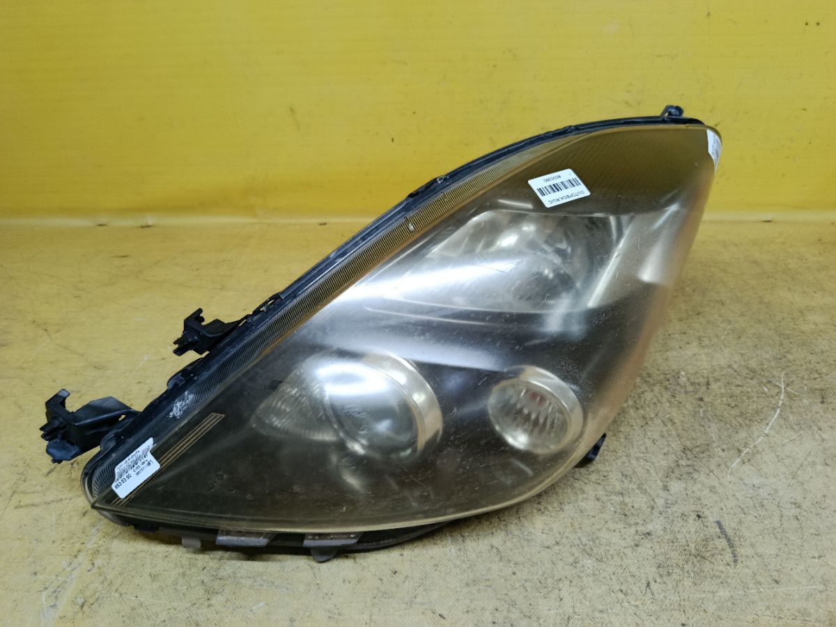 Фара 44-72 44-72, на Toyota Isis ZGM11G Фото 1