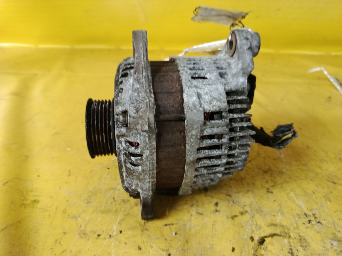 Генератор 23100-EG010 на Nissan Elgrand ME51 VQ25DE Фото 6