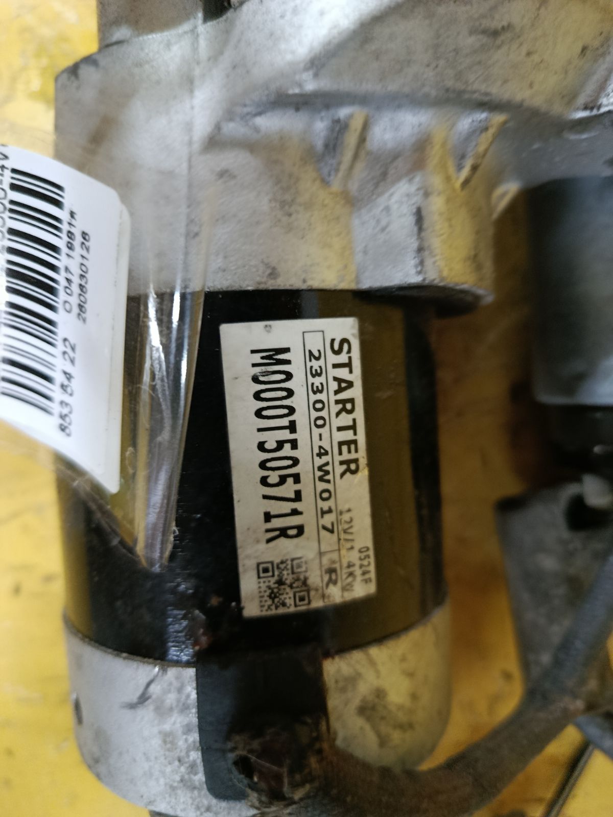 Стартер 23300-4W017 на Nissan Elgrand ME51 VQ25DE Фото 3