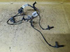 Датчик ABS на Subaru Stella LA100F AT2 89542-B2040  89543-B2040, Переднее расположение