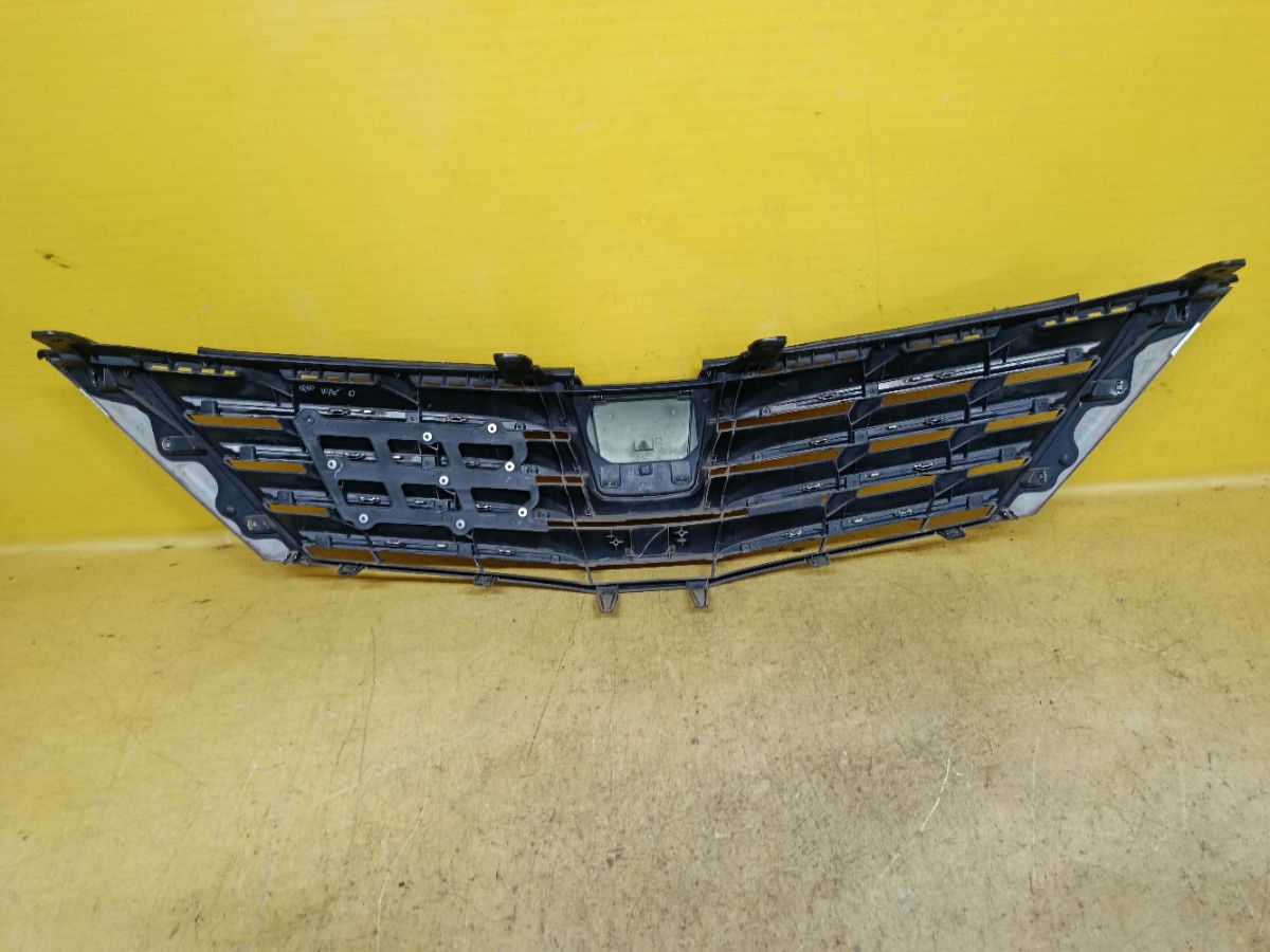 Решетка радиатора 53101-58120 на Toyota Alphard ANH20W Фото 2