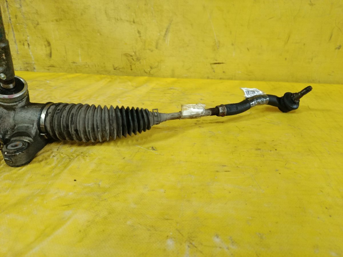 Рулевая рейка 45510-68010 на Toyota Isis ANM10G 1AZ-FSE Фото 2
