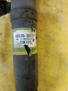 Стойка амортизатора 48520-30272 на Toyota Crown GRS200 4GR-FSE Фото 2