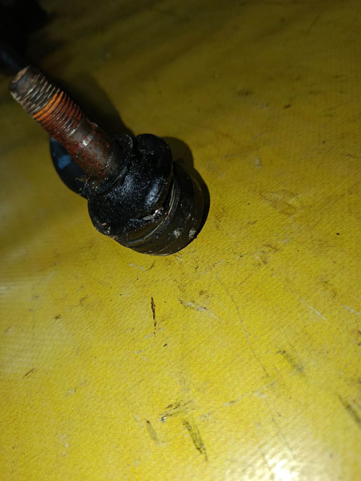 Рулевая рейка 45510-68010 на Toyota Isis ANM10G 1AZ-FSE Фото 3