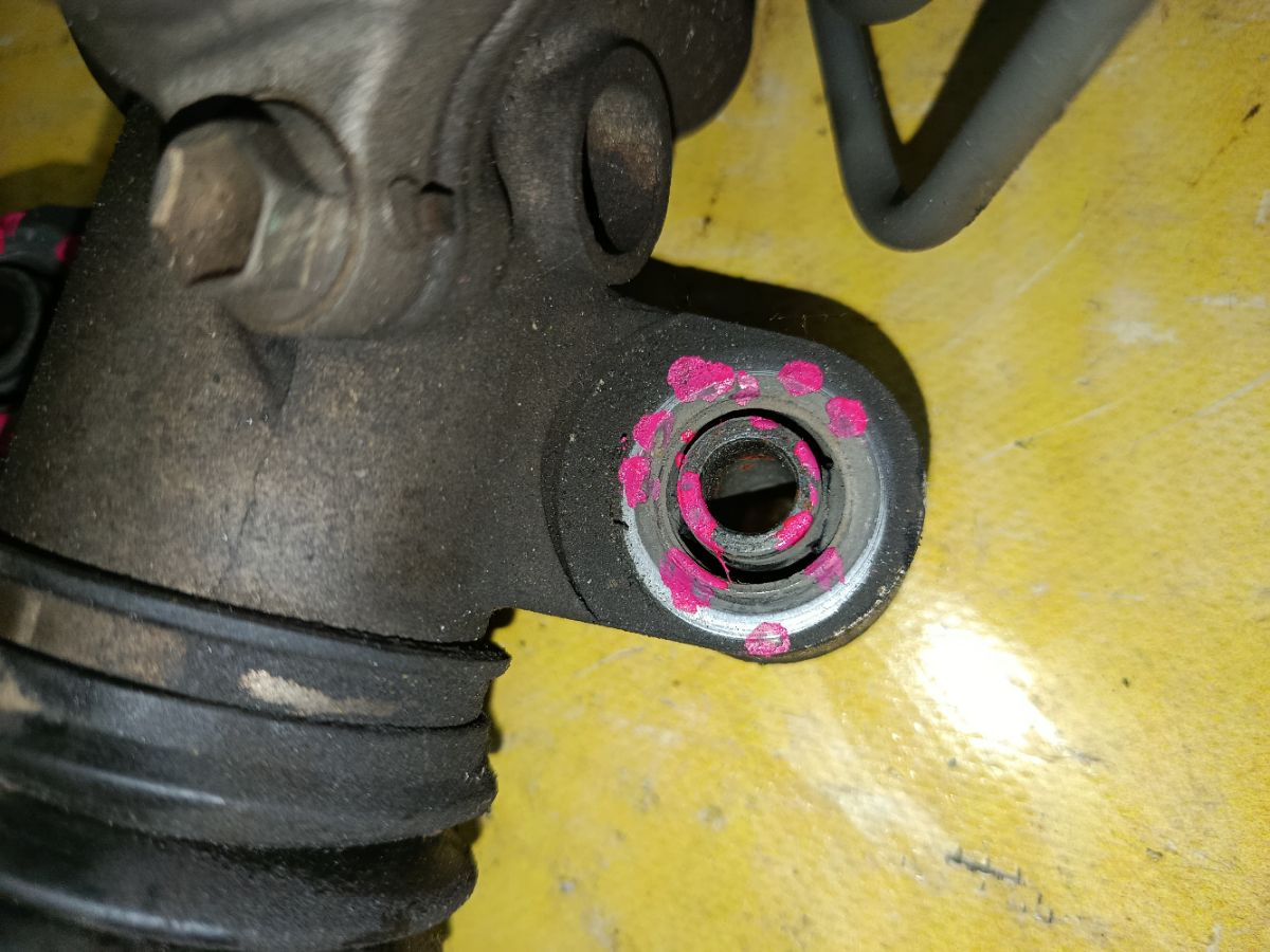 Рулевая рейка 45510-68010 на Toyota Isis ANM10G 1AZ-FSE Фото 6