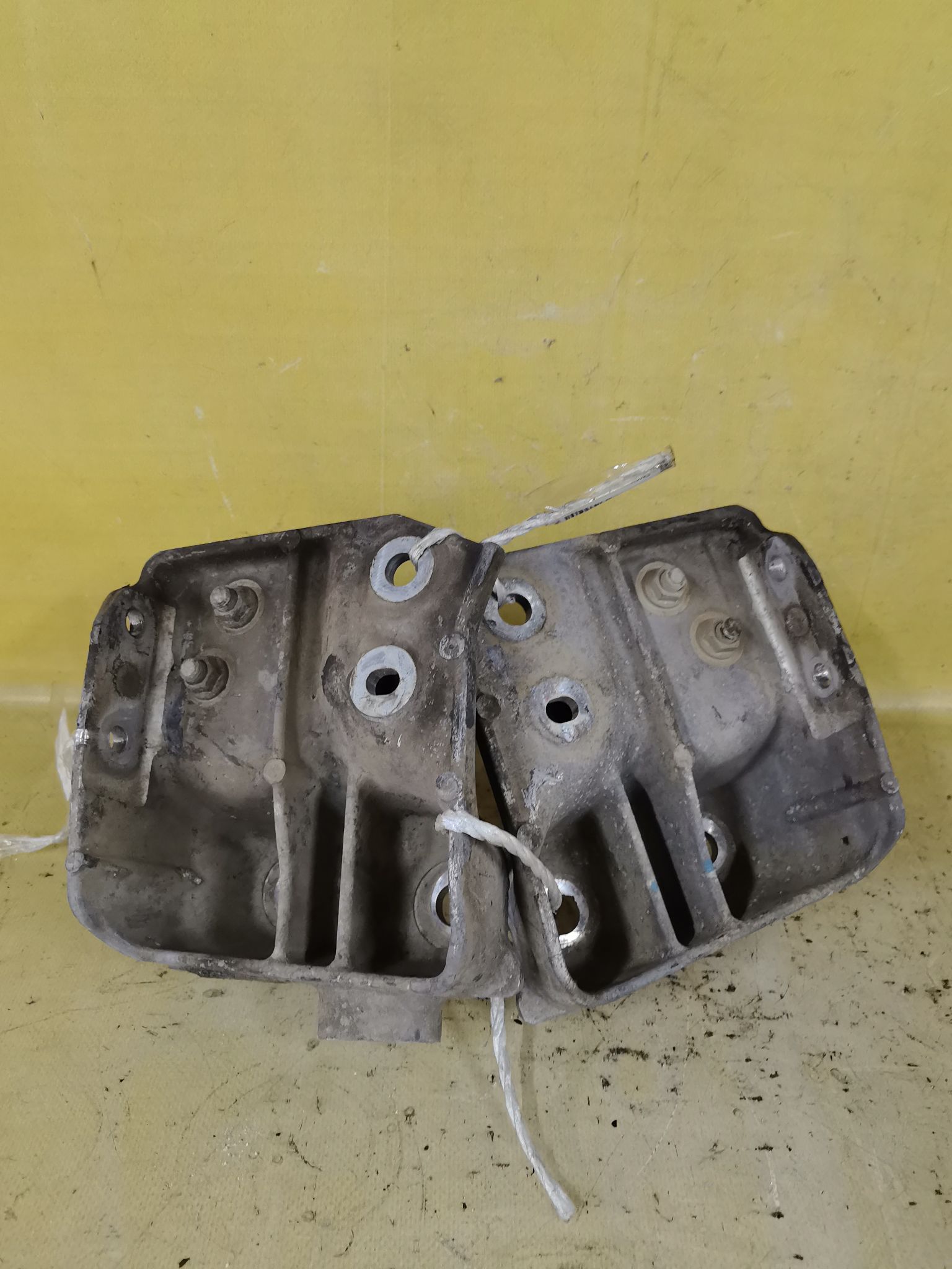 Подушка двигателя на Subaru Legacy BM9 EJ253 Фото 2