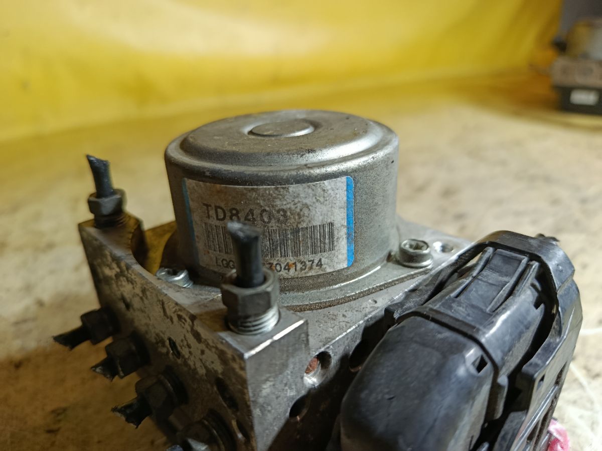 Блок ABS 47660-JG000 на Nissan X-Trail NT31 MR20DE Фото 5