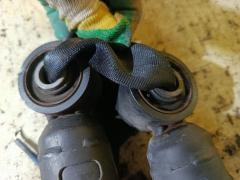 Стойка амортизатора 48510-30D10, 48520-30710 на Toyota Crown GRS214 2GR-FSE Фото 2