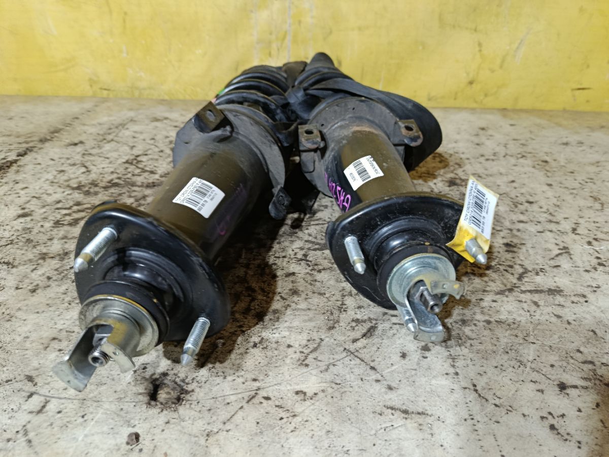 Стойка амортизатора 48530-30C60 на Toyota Crown GRS214 2GR-FSE Фото 3