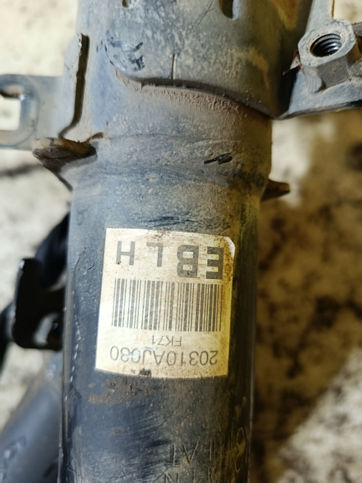 Стойка амортизатора на Subaru Legacy BM9 EJ253 Фото 2