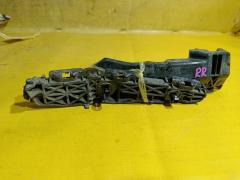 Крепление бампера 52562-42031, 52562-42030 на Toyota Rav4 ACA31W Фото 2