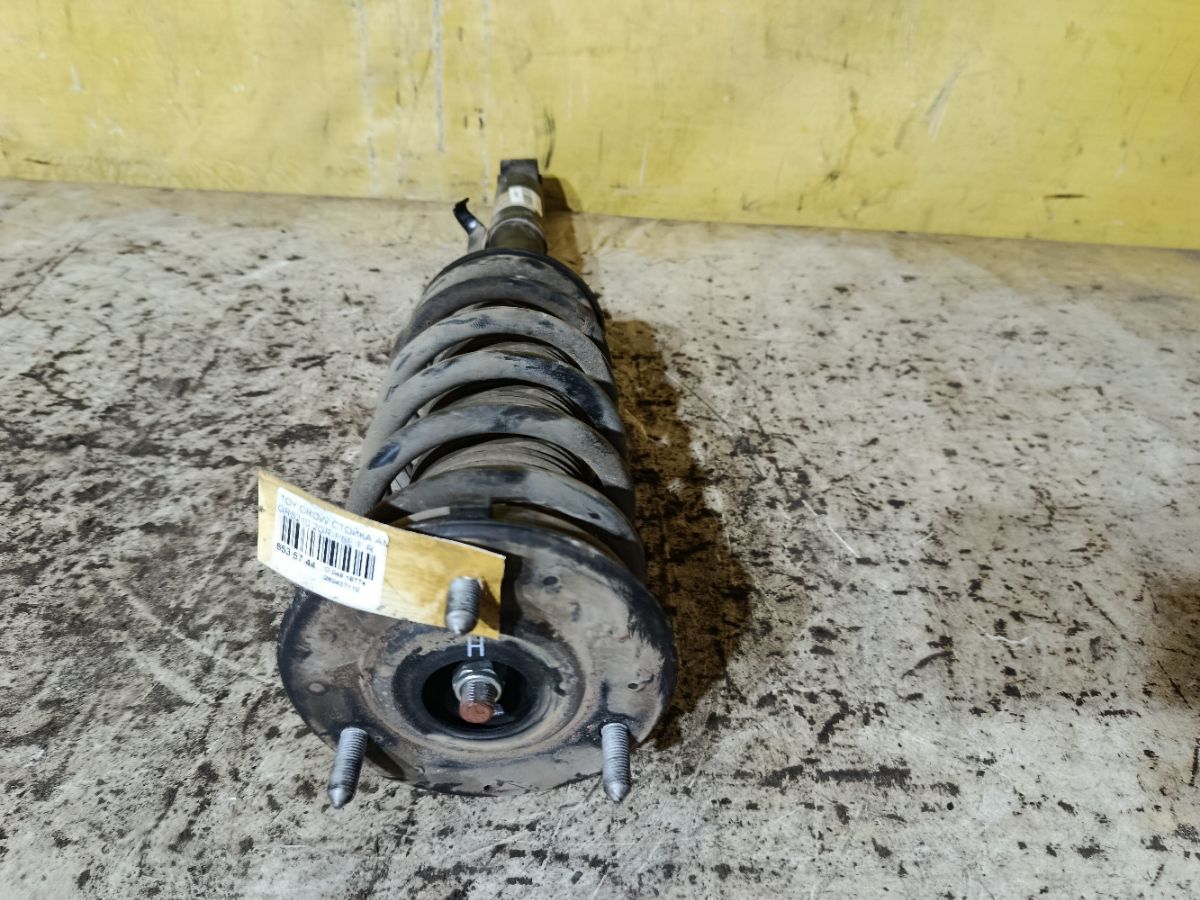 Стойка амортизатора на Toyota Crown GRS210 2GR-FSE Фото 3