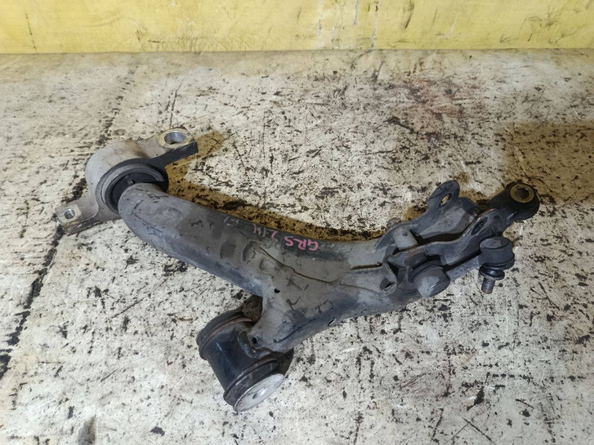 Рычаг на Toyota Crown GRS214 2GR-FSE Фото 2