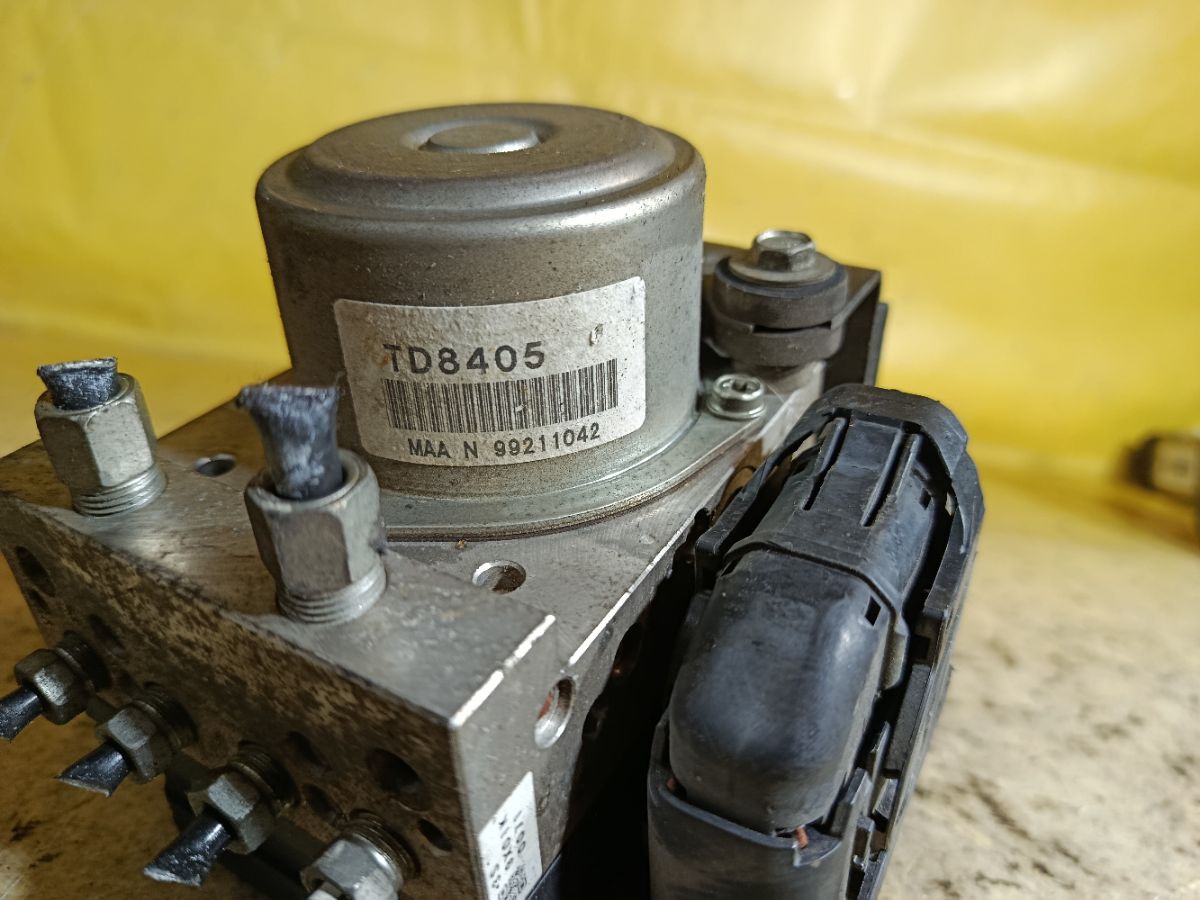 Блок ABS 47660-JG08A на Nissan X-Trail NT31 MR20DE Фото 4