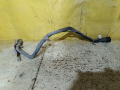 Заливная горловина топливного бака на Toyota Alphard ANH10W 2AZ-FE