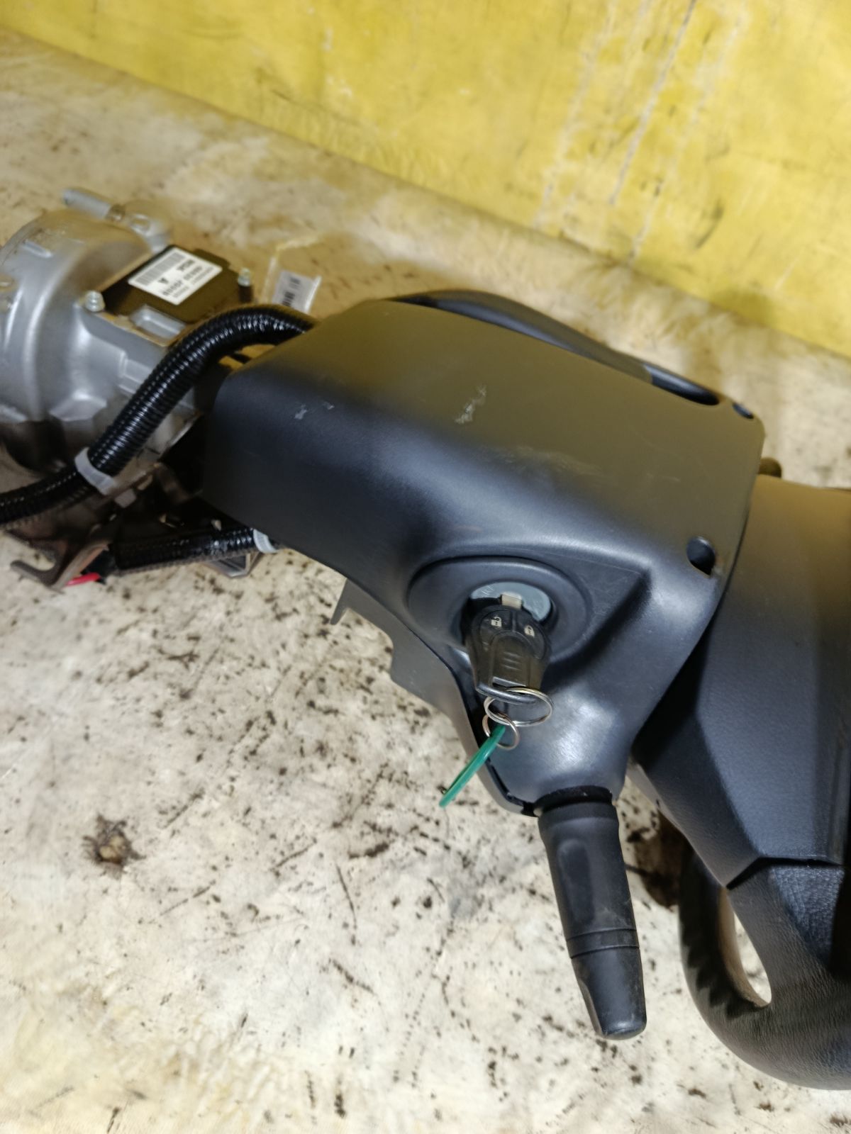 Рулевая колонка на Nissan X-Trail NT31 Фото 4