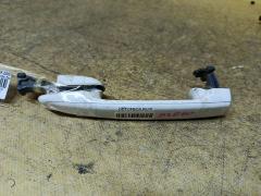 Ручка двери на Toyota Noah AZR60G, Заднее расположение