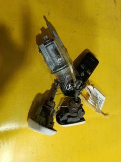 Замок зажигания на Toyota Noah AZR60G Фото 3