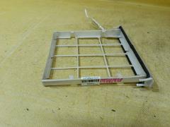 Корпус салонного фильтра 88548-52010 на Toyota Isis ANM10G 1AZ-FSE Фото 4