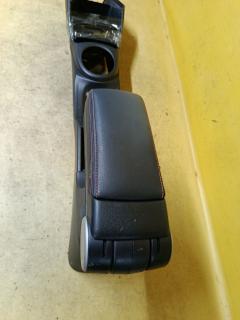 Подлокотник на Honda Fit GE6 Фото 9
