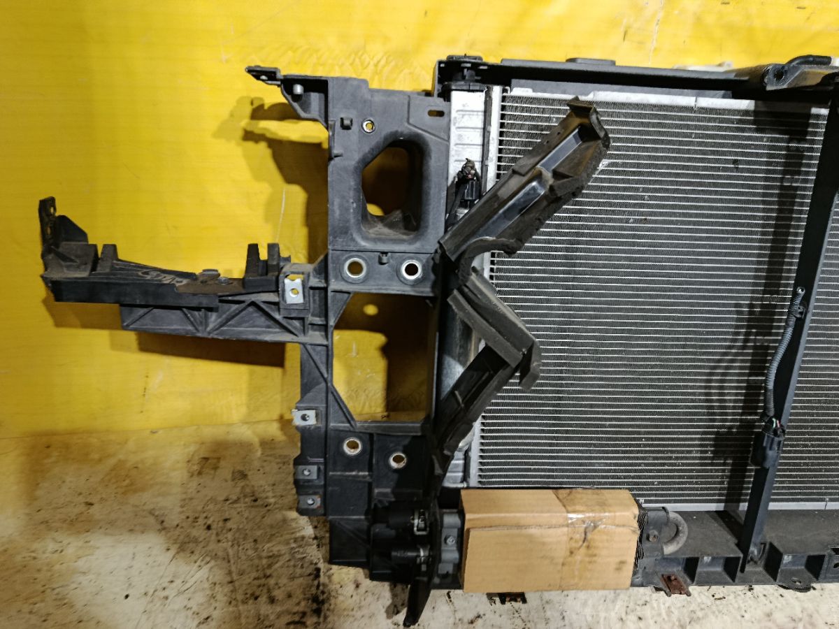 Телевизор на Nissan Skyline PV36 VQ35HR Фото 2