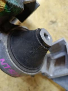 Подушка двигателя на Nissan X-Trail NT31 MR20DE Фото 3