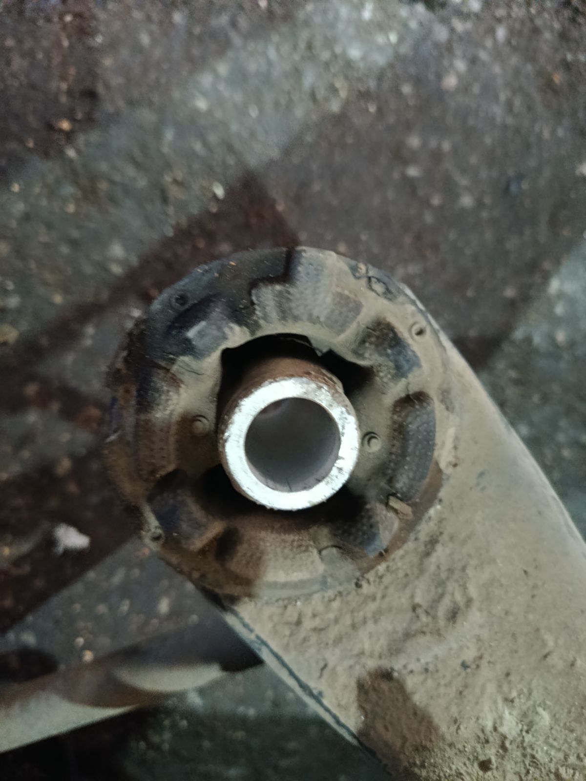 Балка подвески на Toyota Crown GRS210 2GR-FSE Фото 7