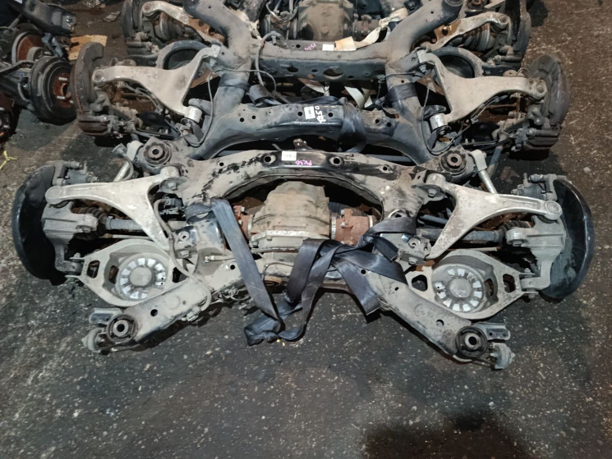 Балка подвески на Nissan Skyline PV36 VQ35HR Фото 1