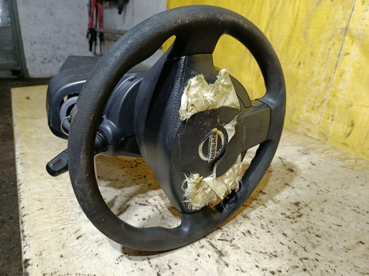 Рулевая колонка на Nissan Serena C25 Фото 4