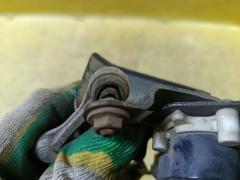 Датчик регулировки наклона фар на Toyota Noah ZRR70G Фото 2