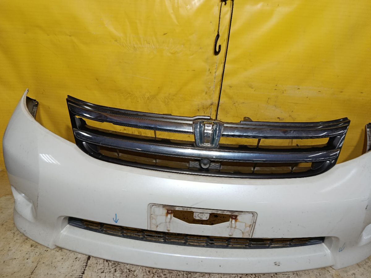 Бампер 0D-2 0D-2,52119-44440 на Toyota Isis ANM10G Фото 3