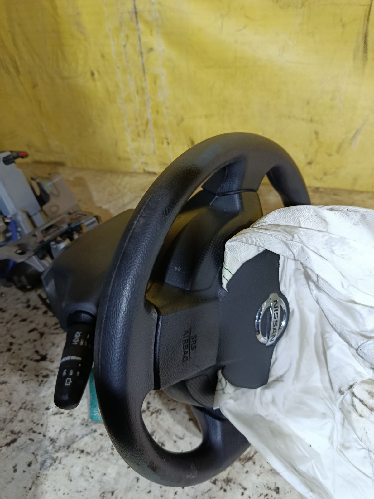 Рулевая колонка на Nissan X-Trail NT31 Фото 2